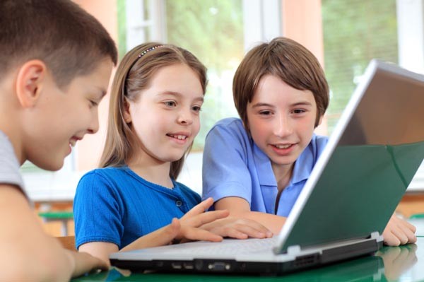 компютър деца технологии