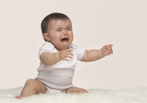 бебе плач мобилно приложение